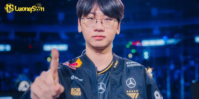 Áp lực của Doran khi phải thay thế Zeus 